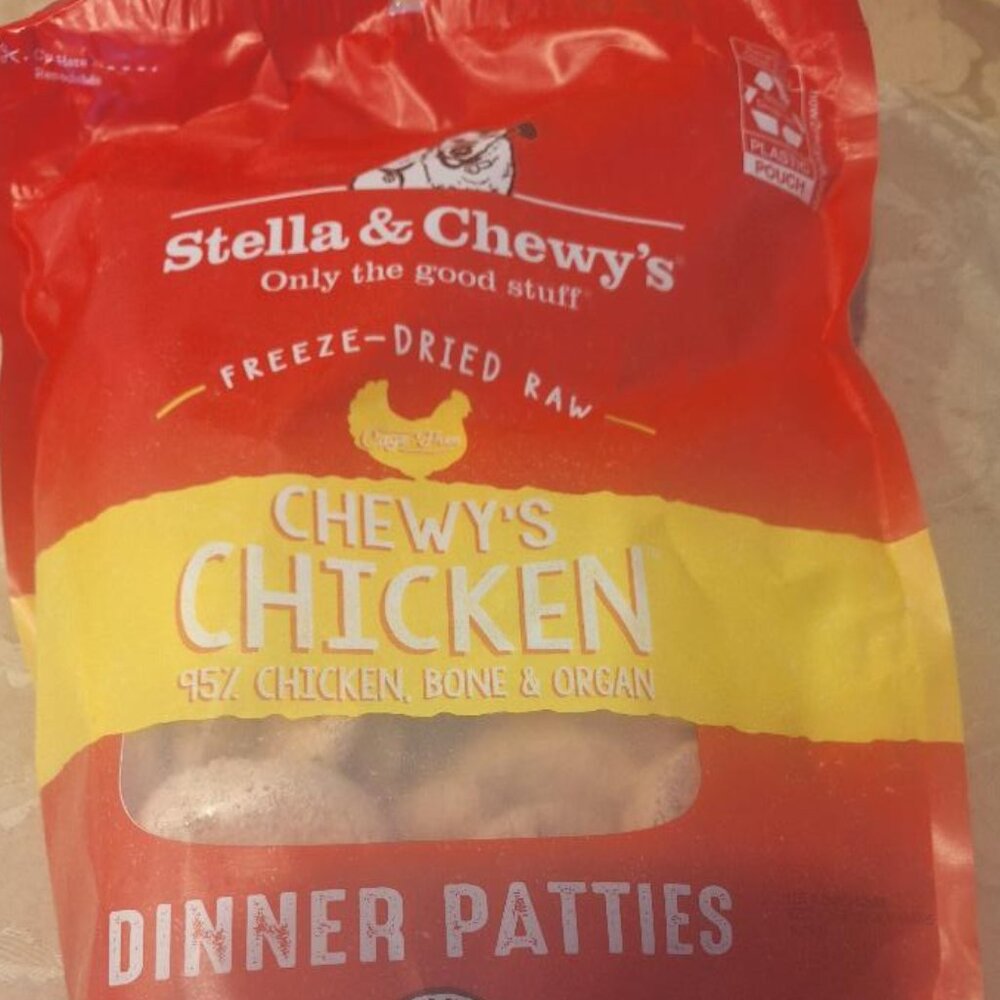 Stella & Chewy's Chicken Dinner Patties Freeze-Dried Raw Dog Food 25oz